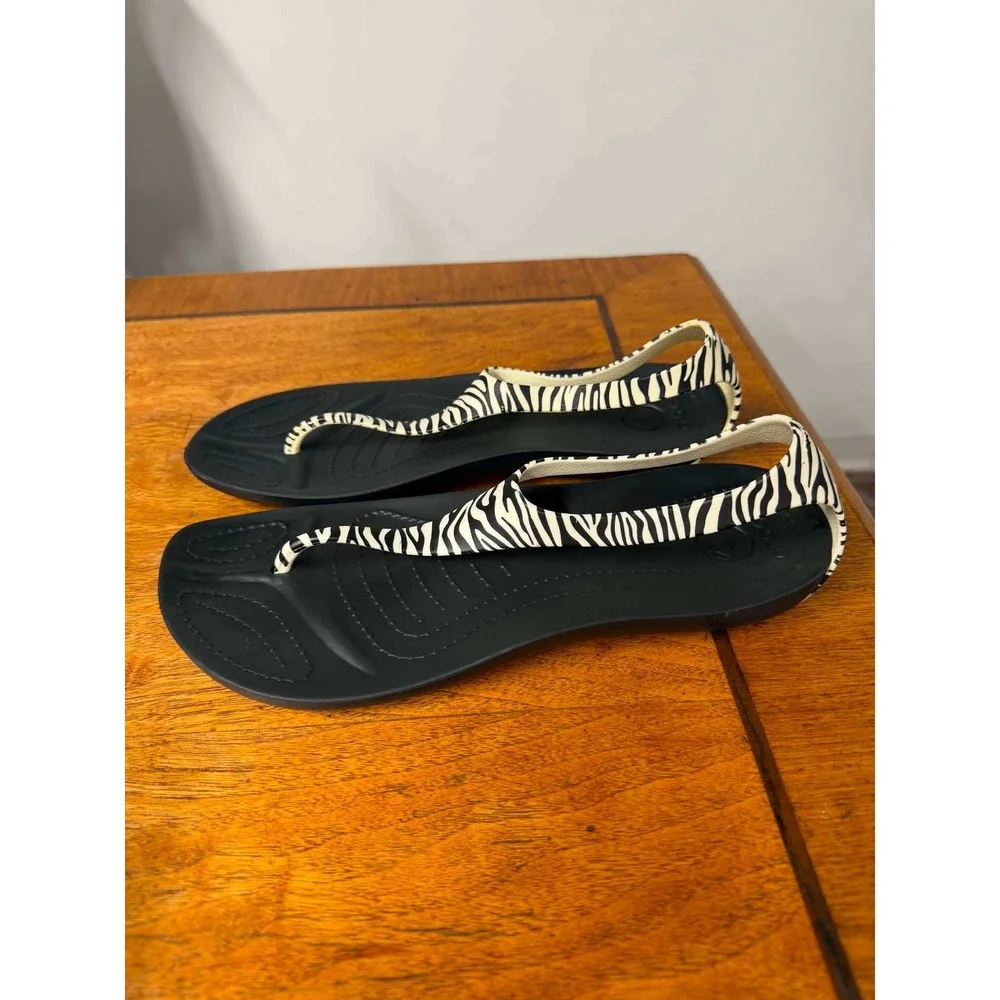 Crocs Sexy Flip Sandals Womens 9 Zebra Print Black White T-Strap Flat Summer